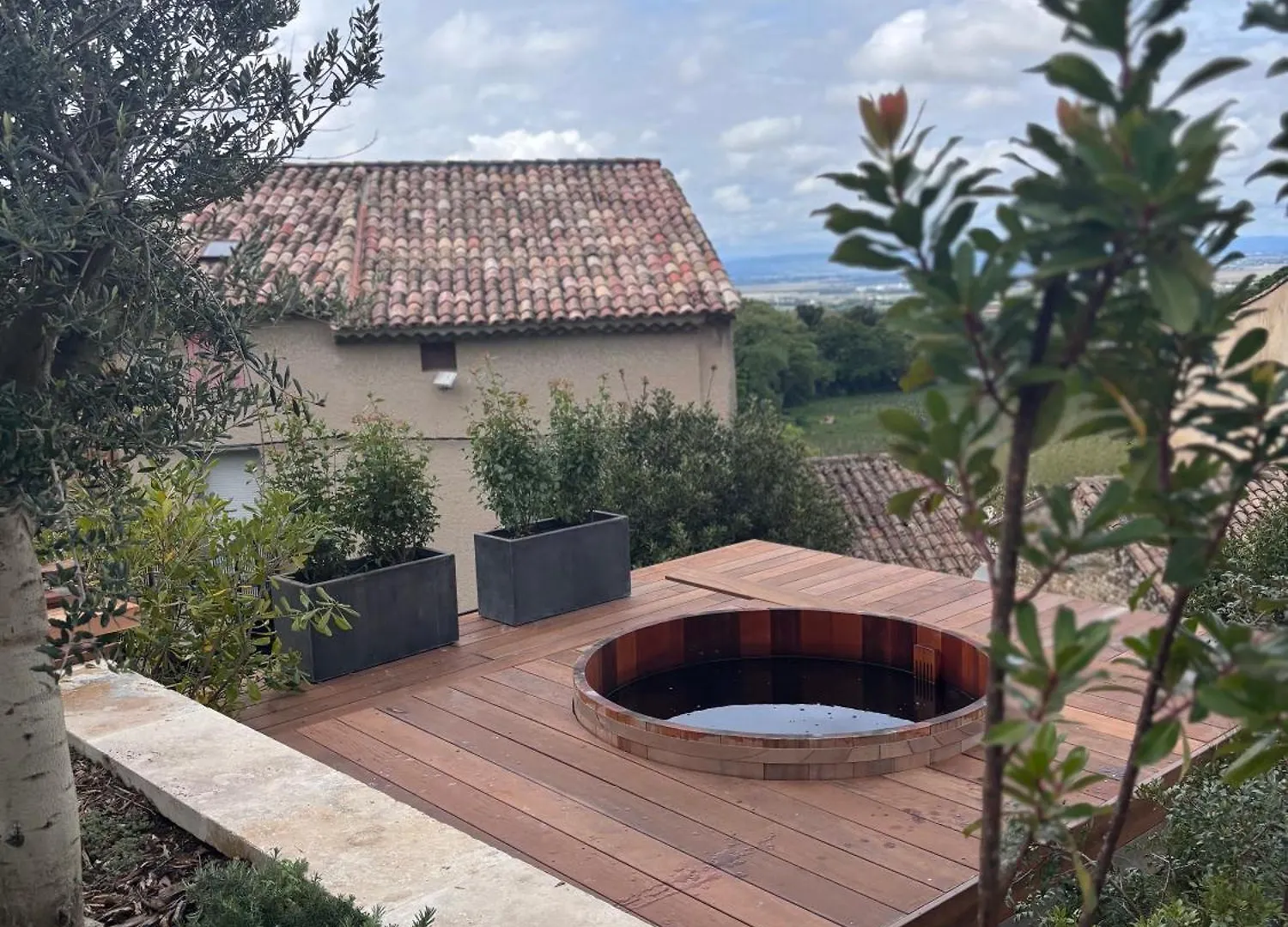 La Maison Des Jardins Gigondas 0*,  France